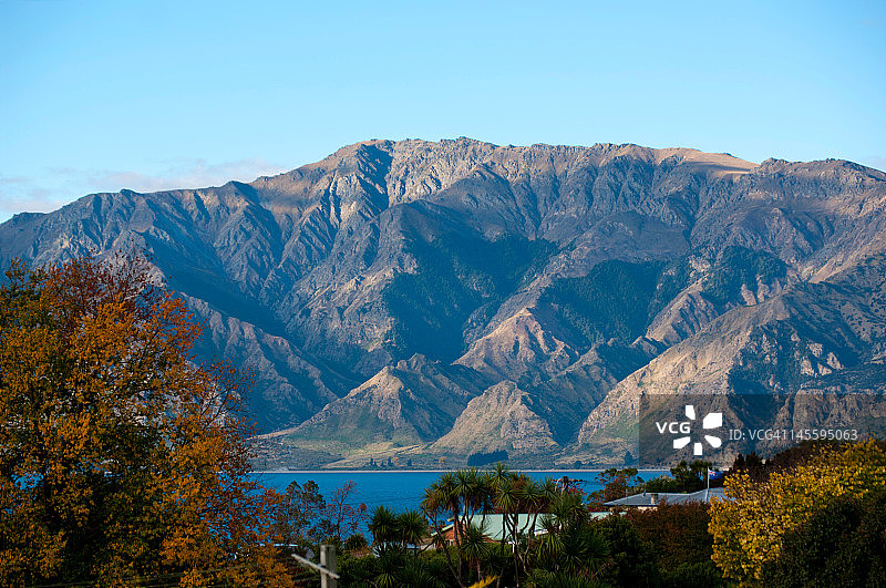 哈威亚和群山图片素材