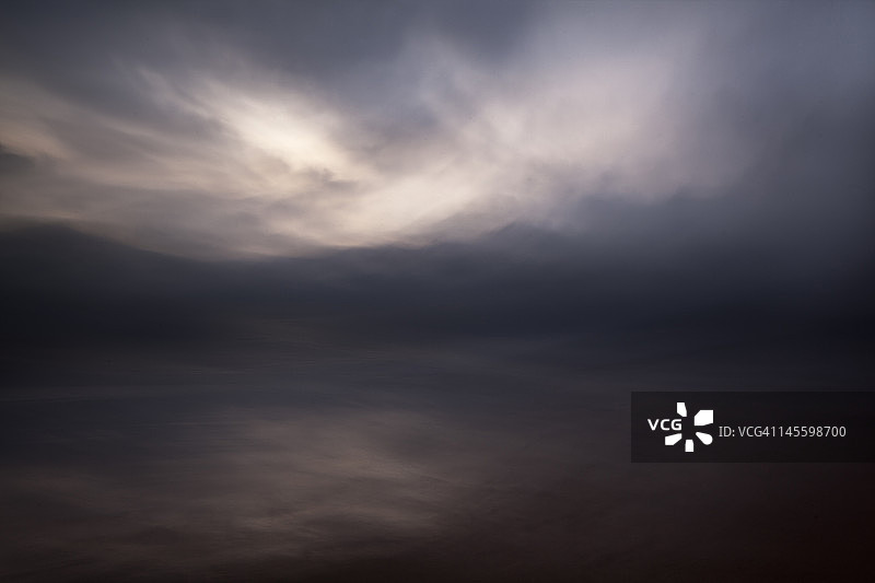 风暴过境图片素材