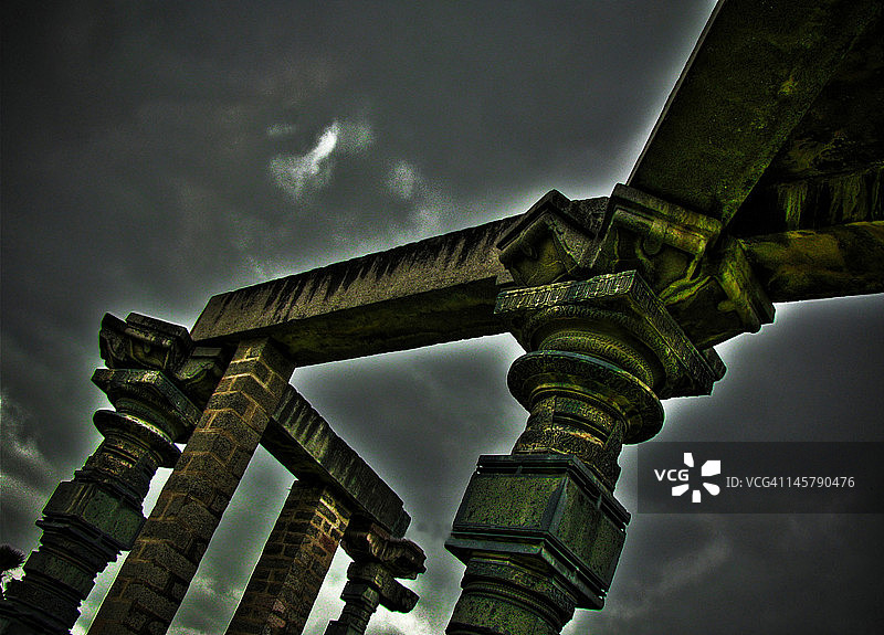 瓦朗加尔石柱遗址图片素材