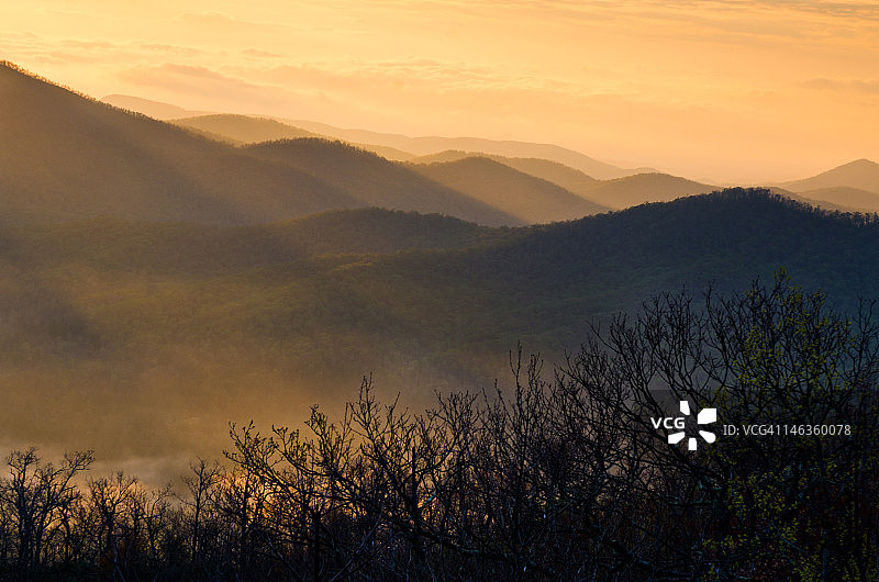 永不满足图片素材