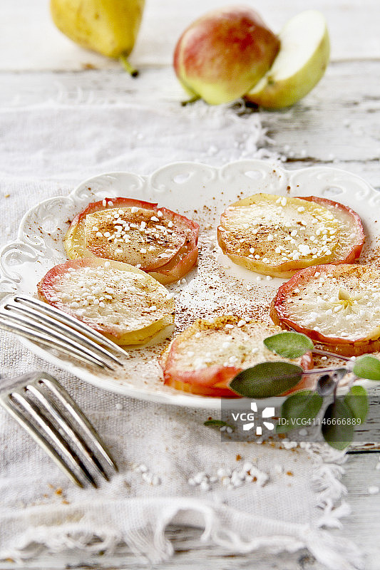 肉桂烤苹果图片素材