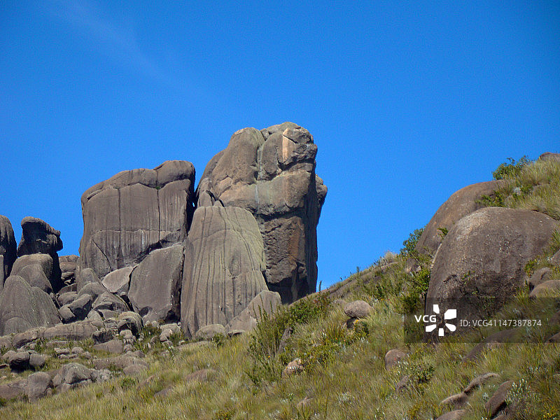 伊塔蒂亚亚：拥抱的情侣图片素材