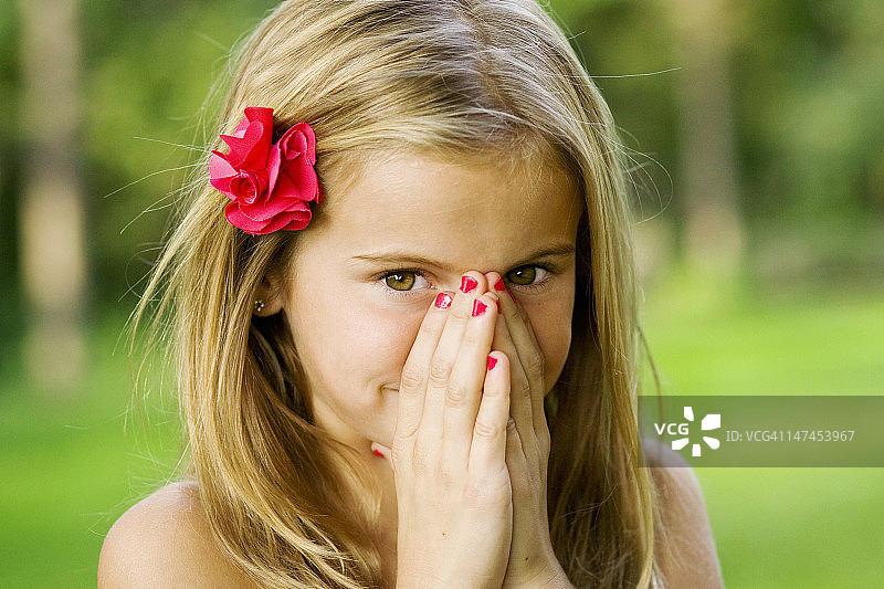 小女孩的肖像图片素材