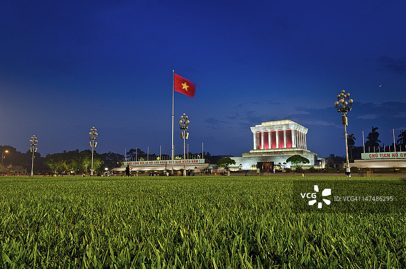 河内夜景：胡志明纪念堂图片素材