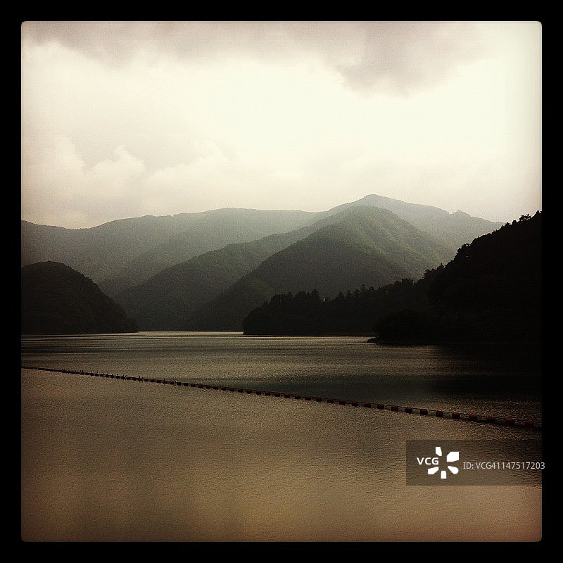 日本东京奥多摩湖图片素材