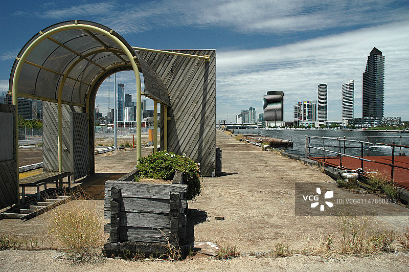 废弃的码头图片素材