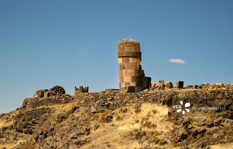 的的喀喀湖附近的西卢斯塔尼遗址图片素材