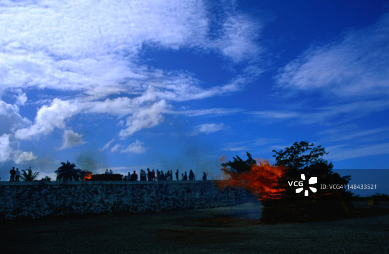 印度在特立尼达的焚烧死者传统图片素材