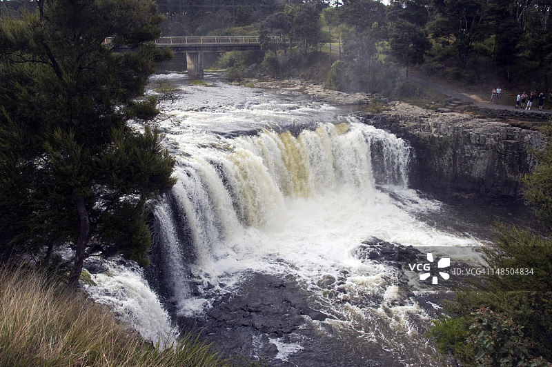 怀唐伊河瀑布图片素材