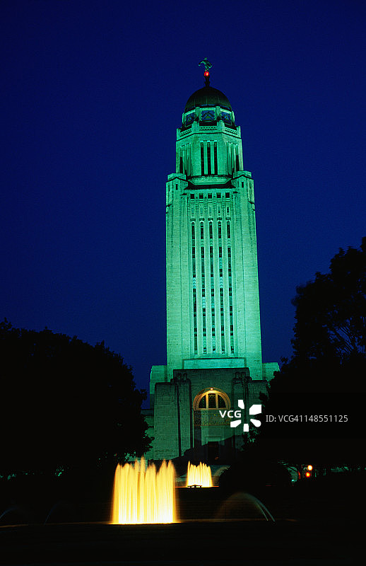 夜幕下的内布拉斯加州议会大厦（1922年）图片素材