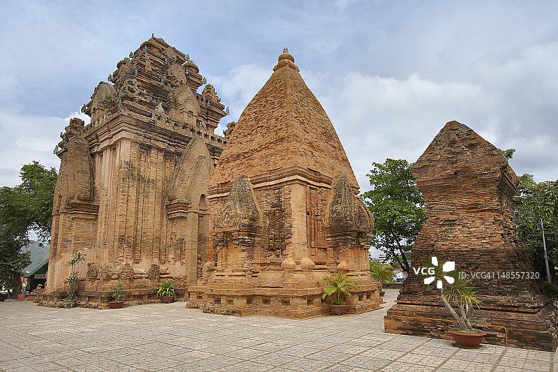 婆那加占婆塔图片素材