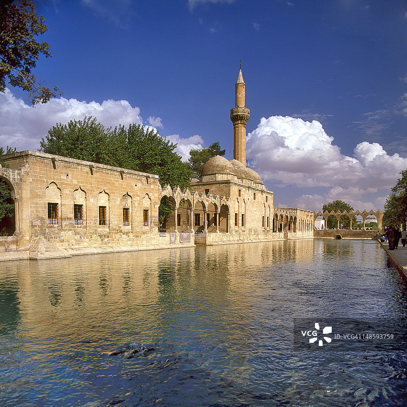 阿卜拉罕巴利克格尔清真寺的圣水池图片素材