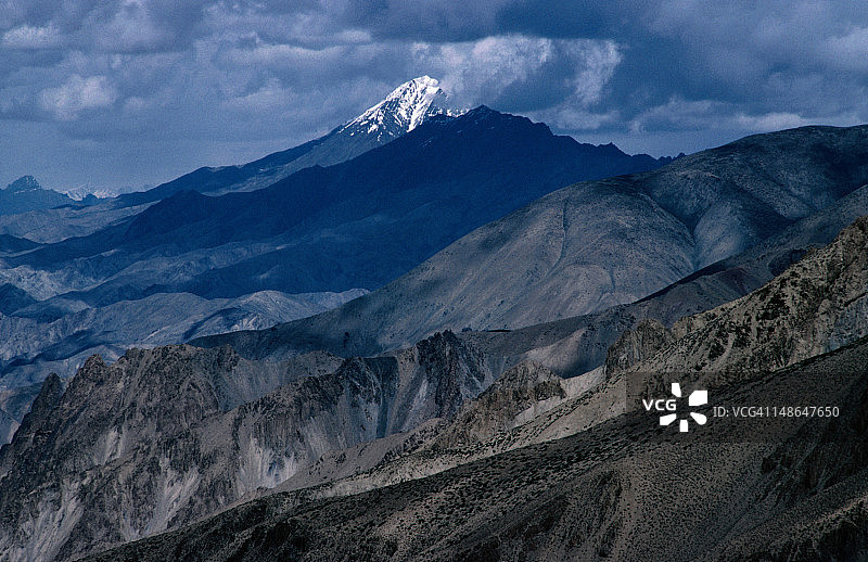 孔色拉山口（海拔4950米）的景色图片素材
