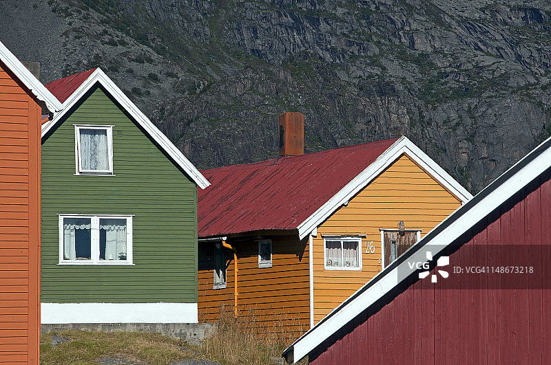 色彩鲜艳的房屋图片素材