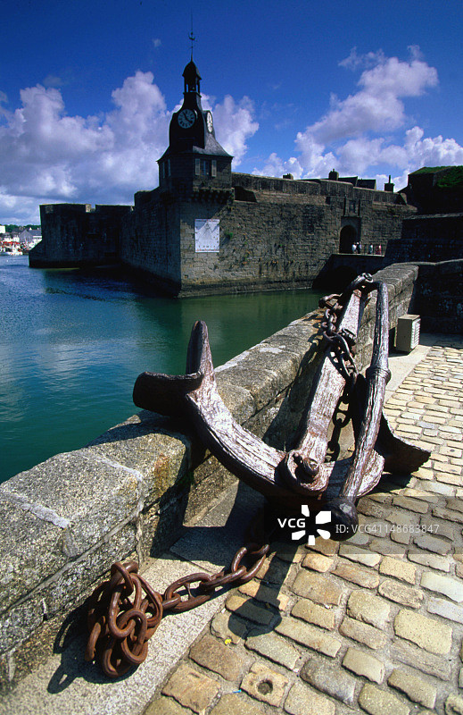 孔卡诺维尔克洛斯小城的入口桥图片素材