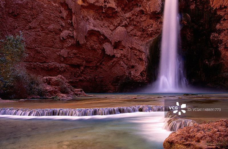 穆尼瀑布哈瓦苏派印第安保留地图片素材