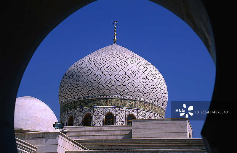 大马士革赛义达·鲁卡亚清真寺穹顶，建于1985年图片素材