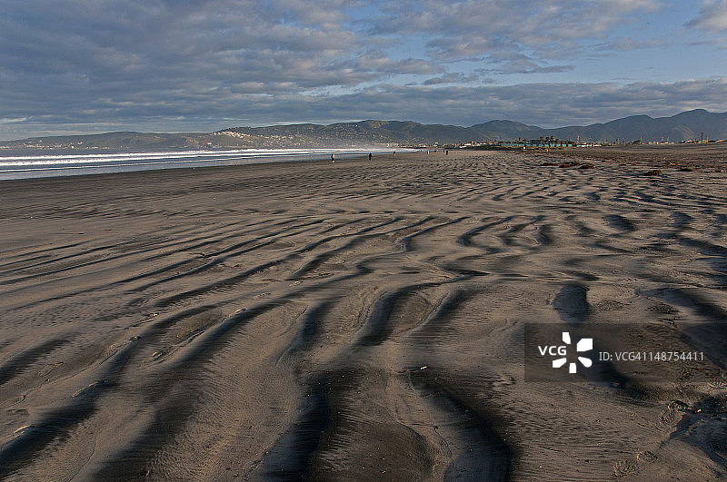 退潮海滩图片素材