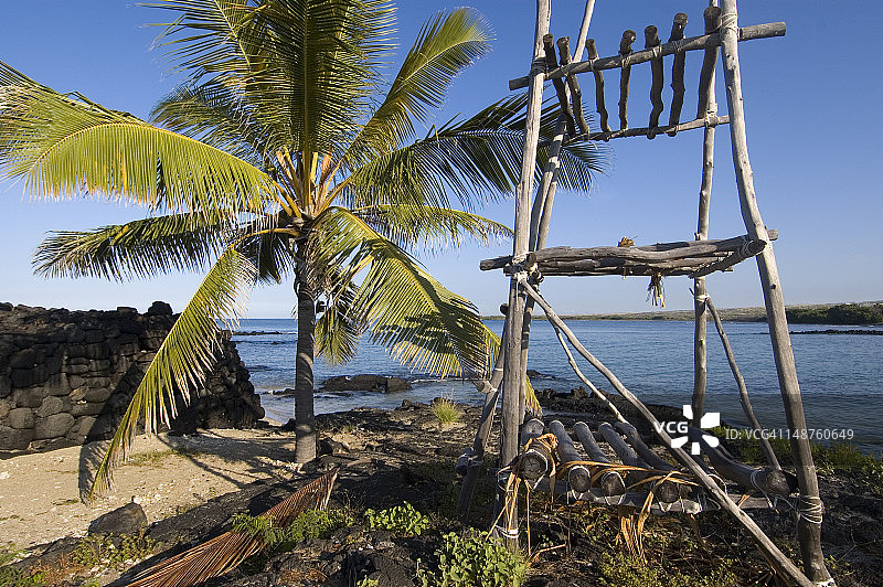 带有祭品的祭坛图片素材