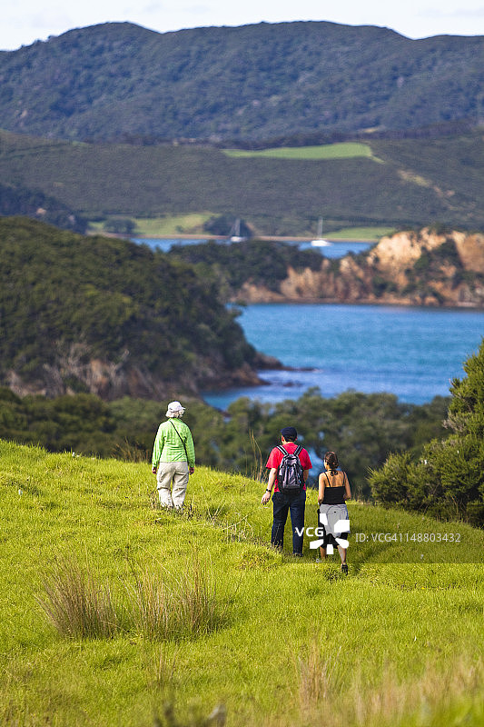 乌鲁普卡普卡岛：岛屿湾最大的岛屿，拥有美丽的海滩和历史悠久的步道图片素材