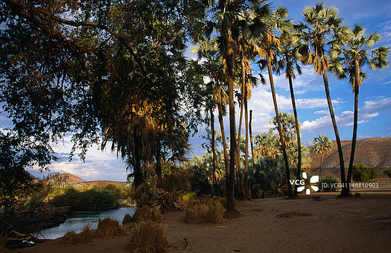 埃普帕瀑布库内内河图片素材