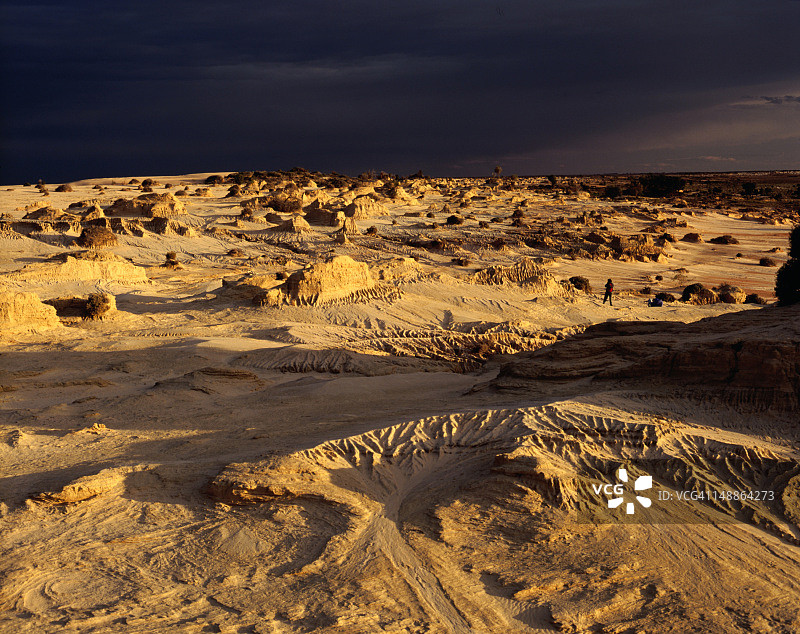 蒙戈国家公园游客图片素材