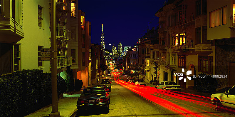 夜晚从诺布山看金融区图片素材