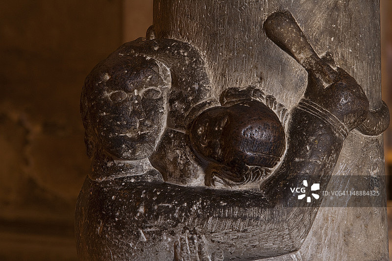 隆德大教堂地下室内部图片素材