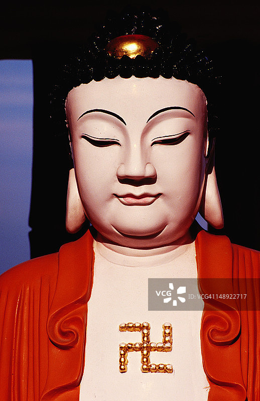 槟城极乐寺佛教雕像图片素材