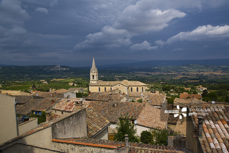 吕贝隆的邦尼约历史山村图片素材