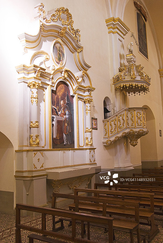 圣费利佩内里教堂的讲道坛图片素材