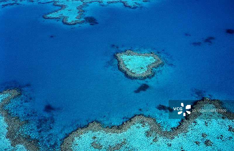 圣灵群岛哈迪礁心形礁石航拍图片素材