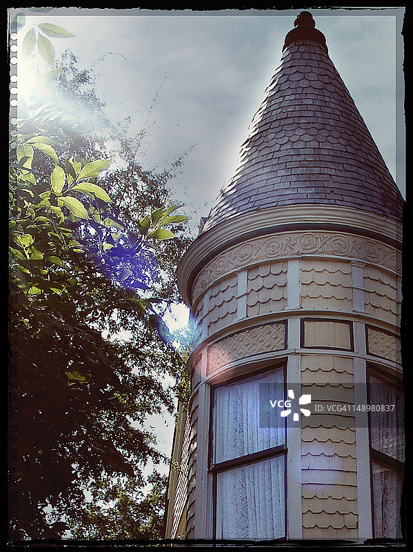 维多利亚时期的炮塔图片素材