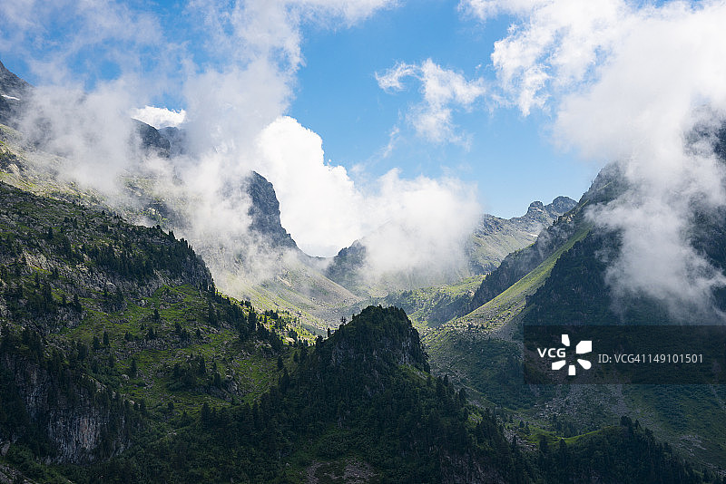 贝勒多讷山脉图片素材