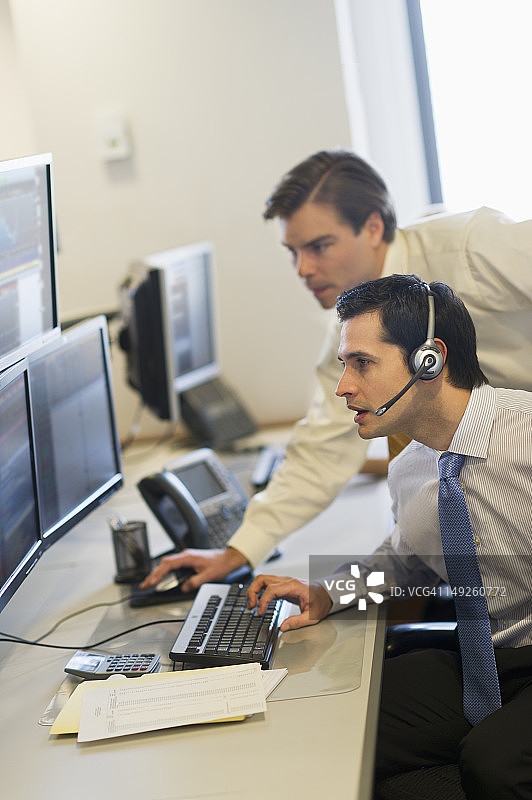 美国纽约市交易台的商人图片素材