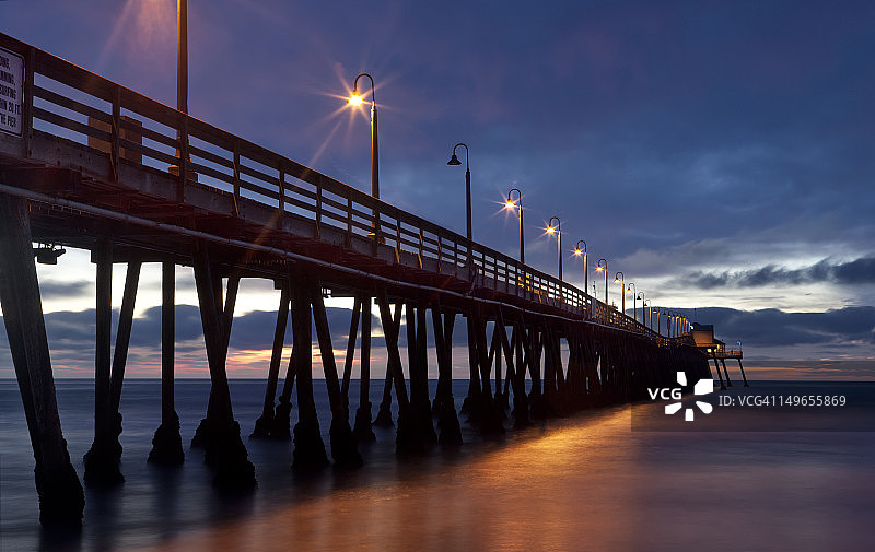 帝国海滩码头图片素材