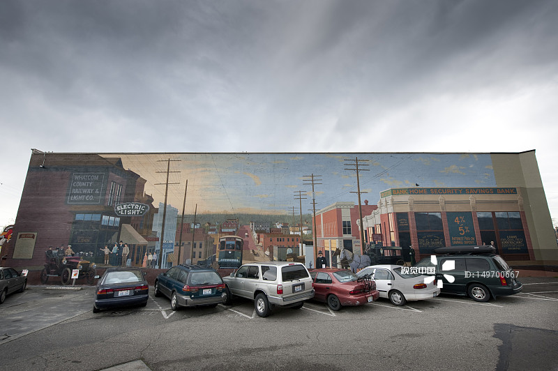 停车场墙上的壁画图片素材