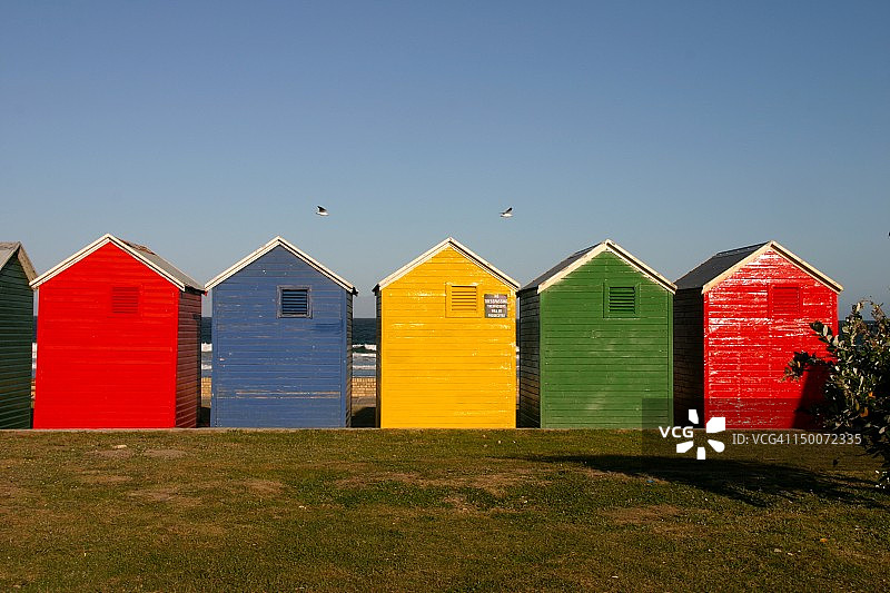彩色海滩小屋，南非鱼钩图片素材