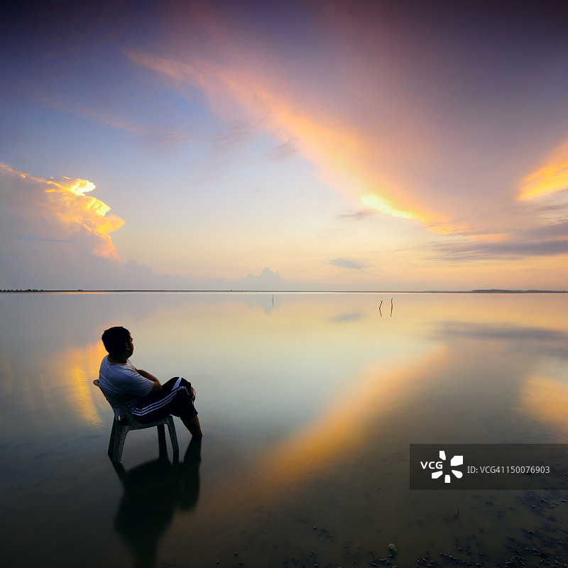 享受美好时光图片素材