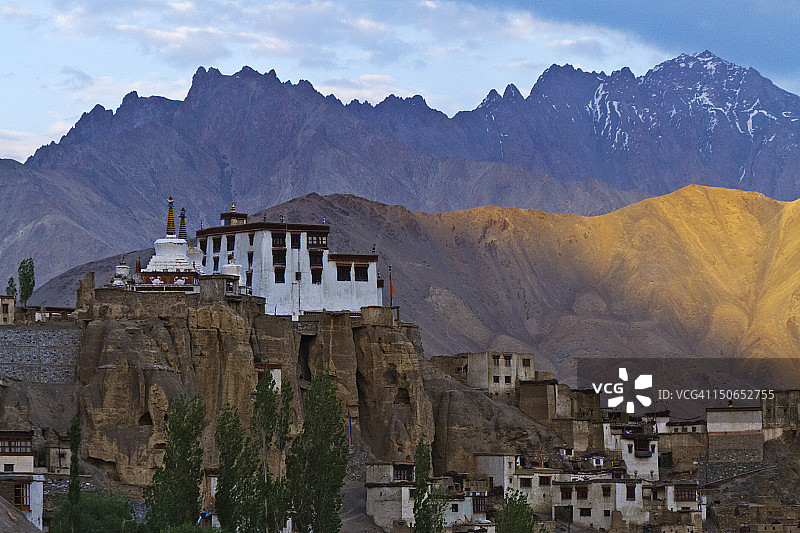 拉马尤鲁寺的日落图片素材