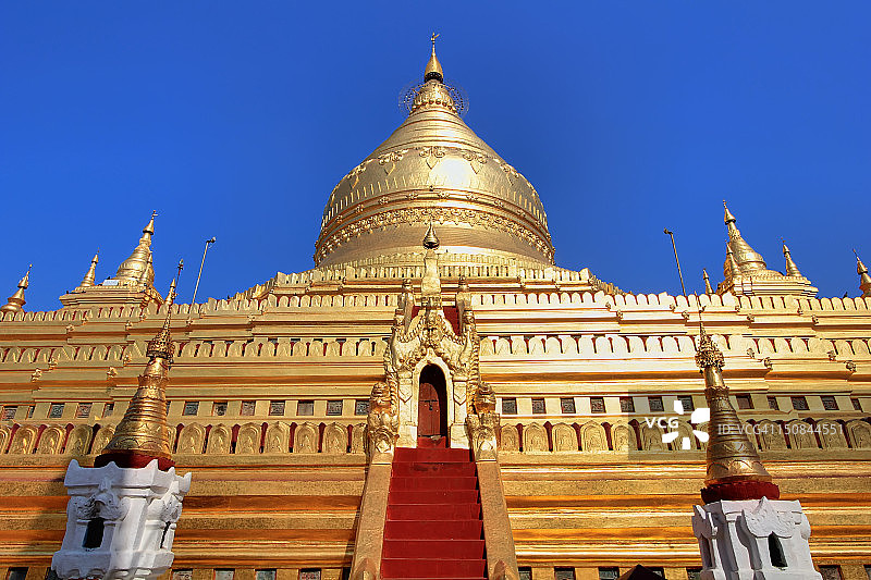 瑞西光塔图片素材