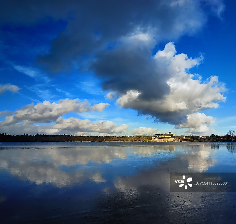 布罗塞利昂德图片素材