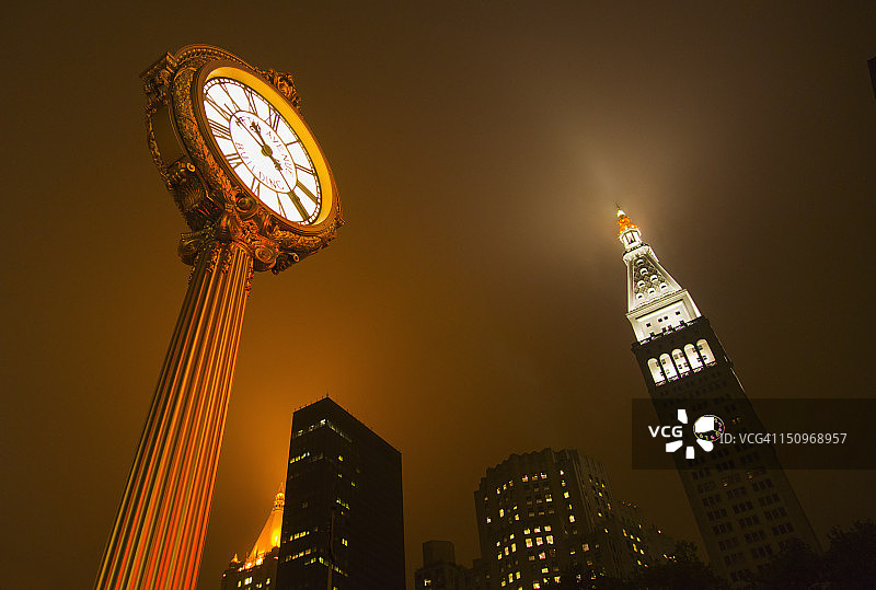 美国纽约市麦迪逊广场公园的钟图片素材