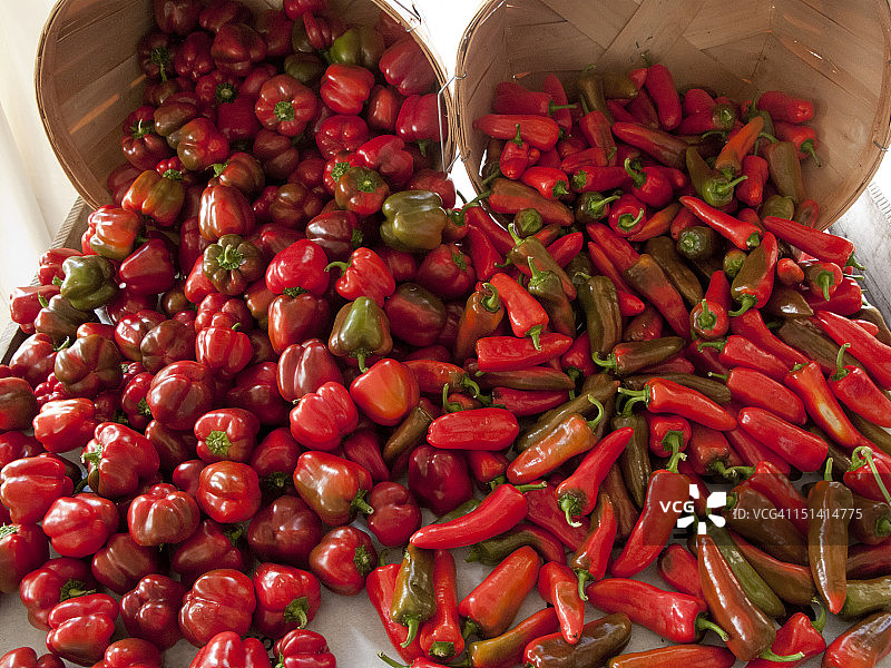 红色墨西哥辣椒和甜椒图片素材