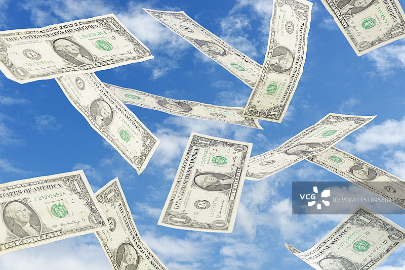 掉落的美元纸币图片素材