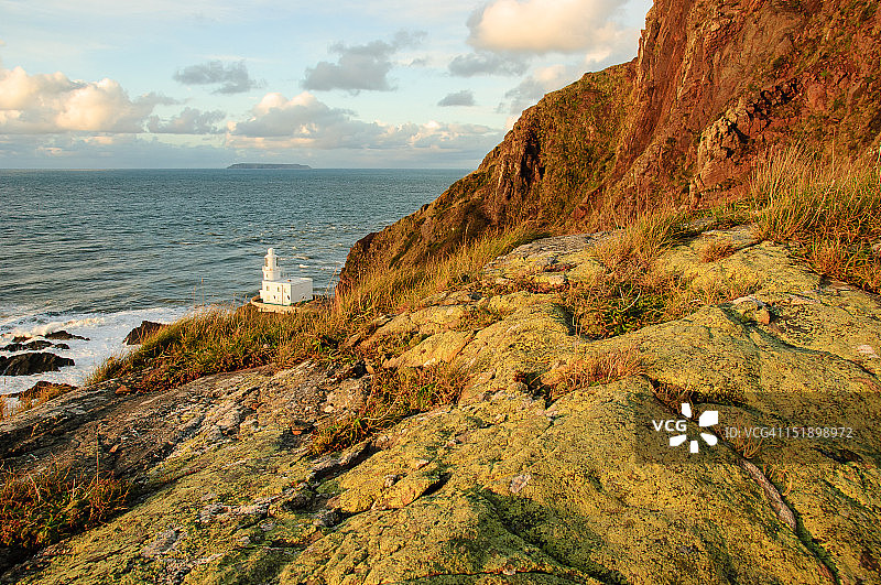 一起点灯塔图片素材