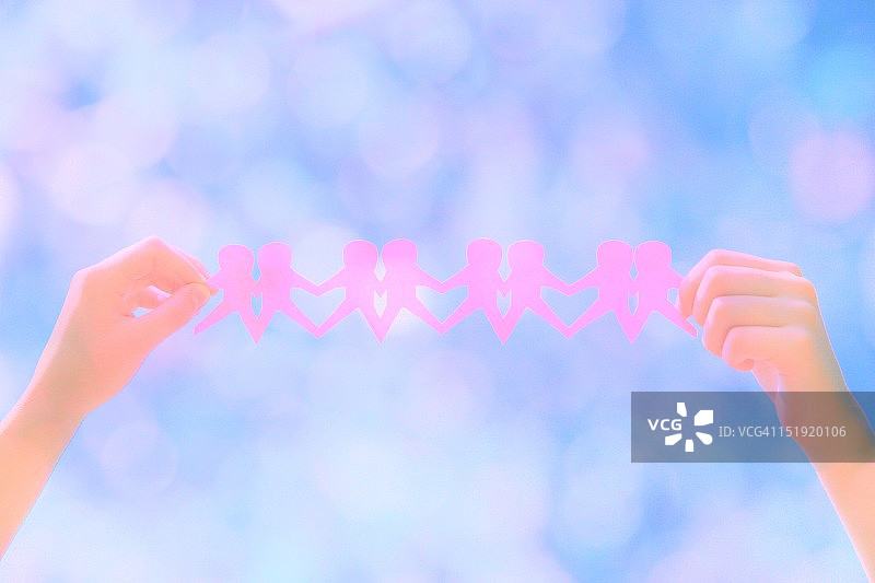 粉色纸人图片素材