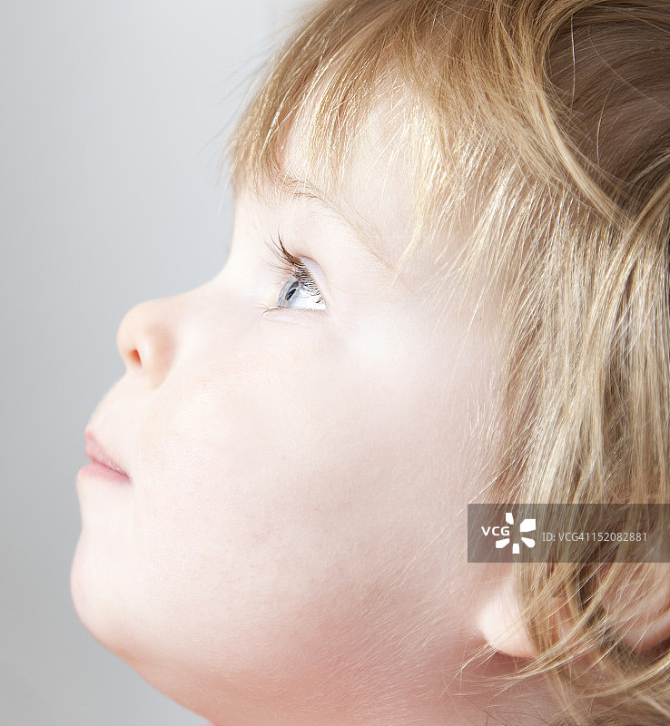 儿童面部特写图片素材