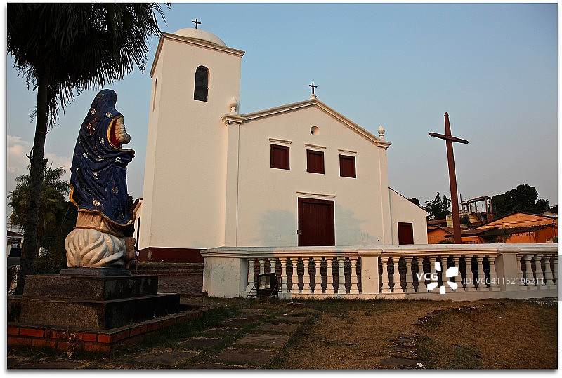 玫瑰圣母和圣本笃教堂图片素材