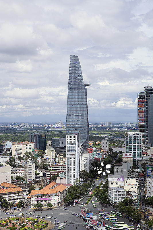 Bitexco金融塔的航拍视角图片素材